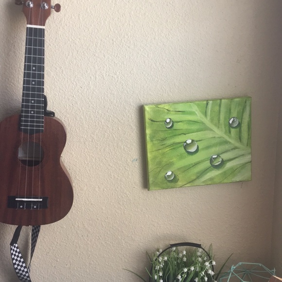 Leaf with water droplets acrylic painting - Picture 7 of 7